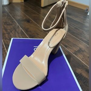 Windsor Store Nude Block Heels -Top Moda Brand